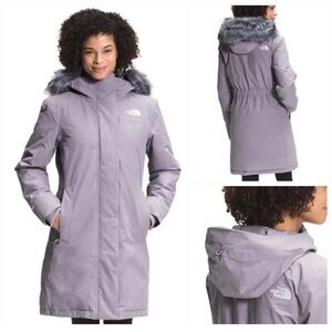 The North Face Women's Arctic Parka Size S Minimal Grey Down Fill Winter Coat